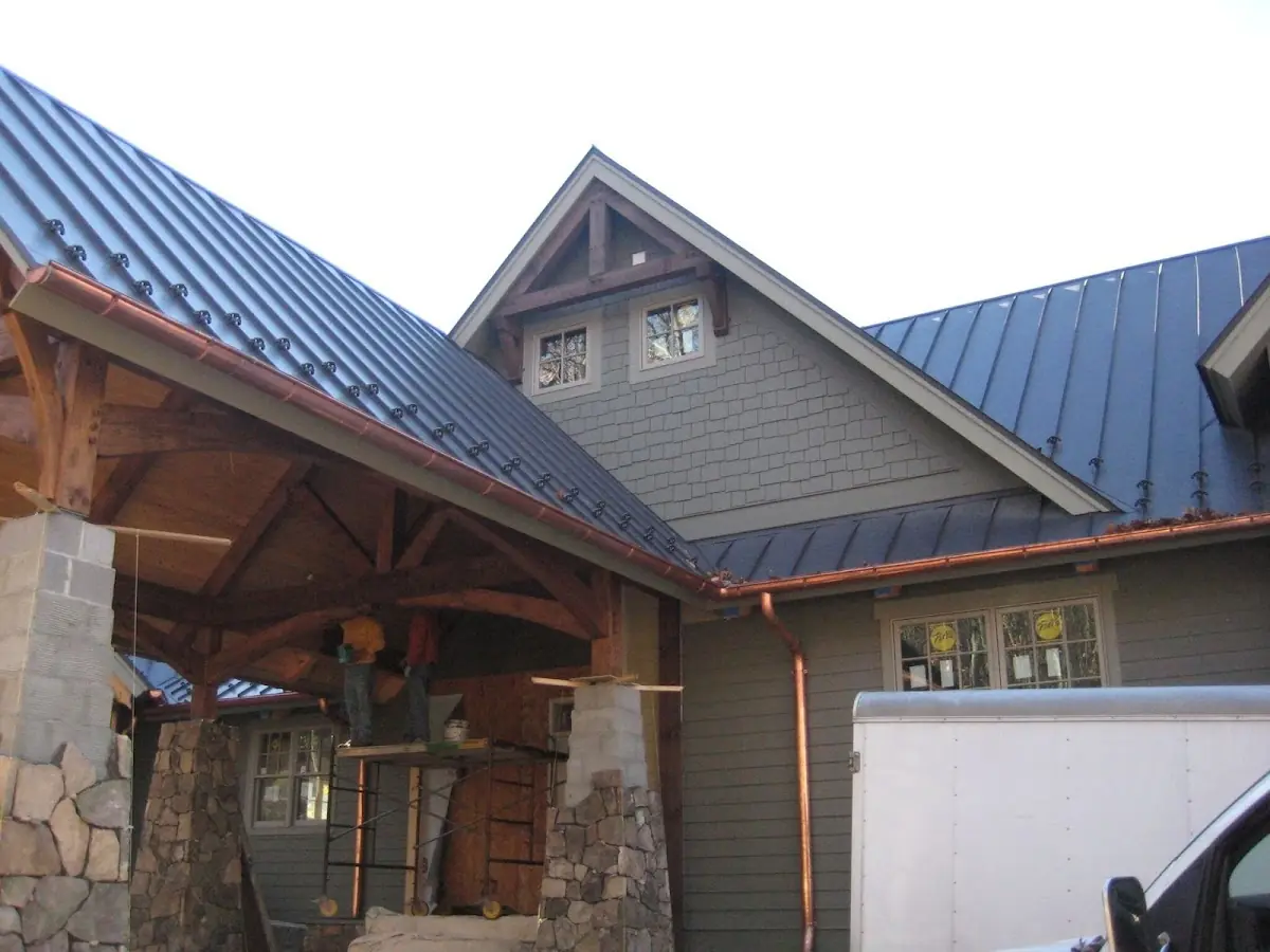Craftsman Roofing team delivering quality roofing work in Aquia Creek